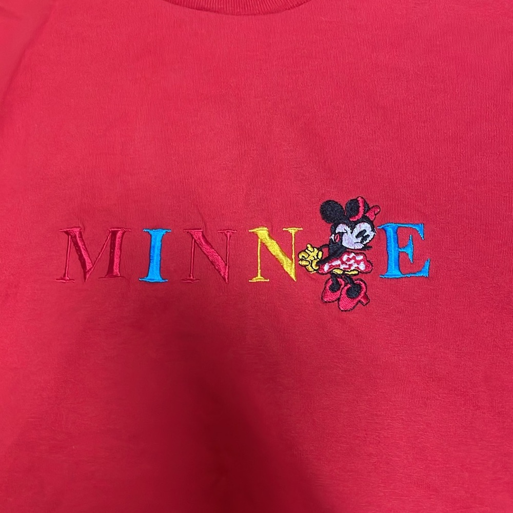 Red short sleeve t shirt with Minnie Mouse size large - Picture 7 of 8